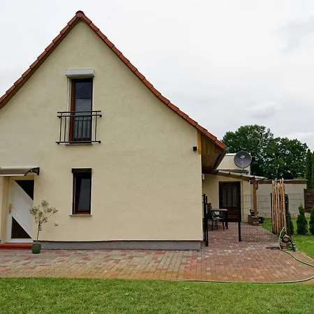 Am Gurkenradweg Holiday home